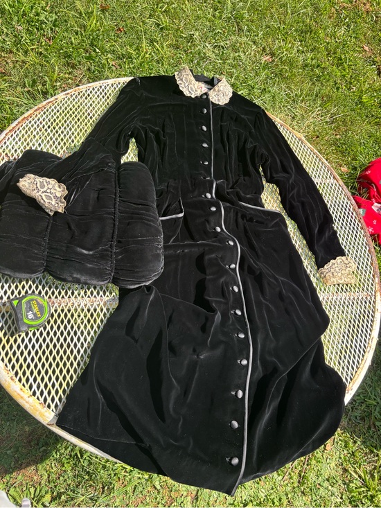 Carlye Dresses & Skirts - Vintage 40s Carlye Velvet Coat Dress Matching Muff Set Handwarmer S As-Is